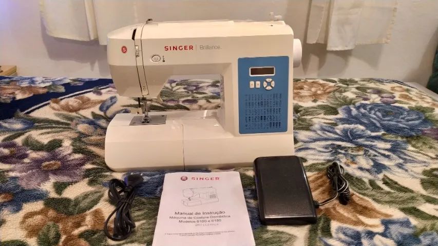 Máquina De Costura Singer Brilliance 6160