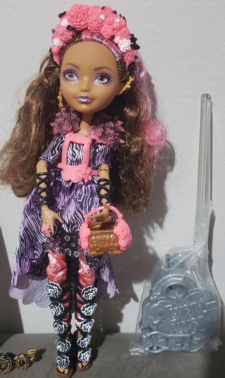 Boneca Ever After High Cedar Word Spring  Unspung - Foto 3