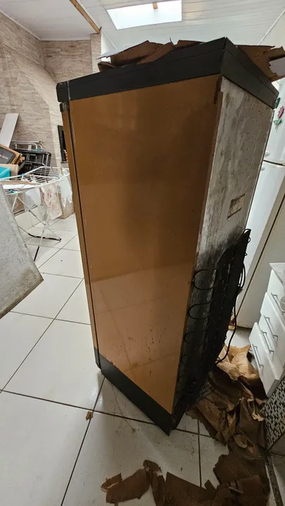 FREEZER VERTICAL FUNCIONANDO PERFEITAMENTE