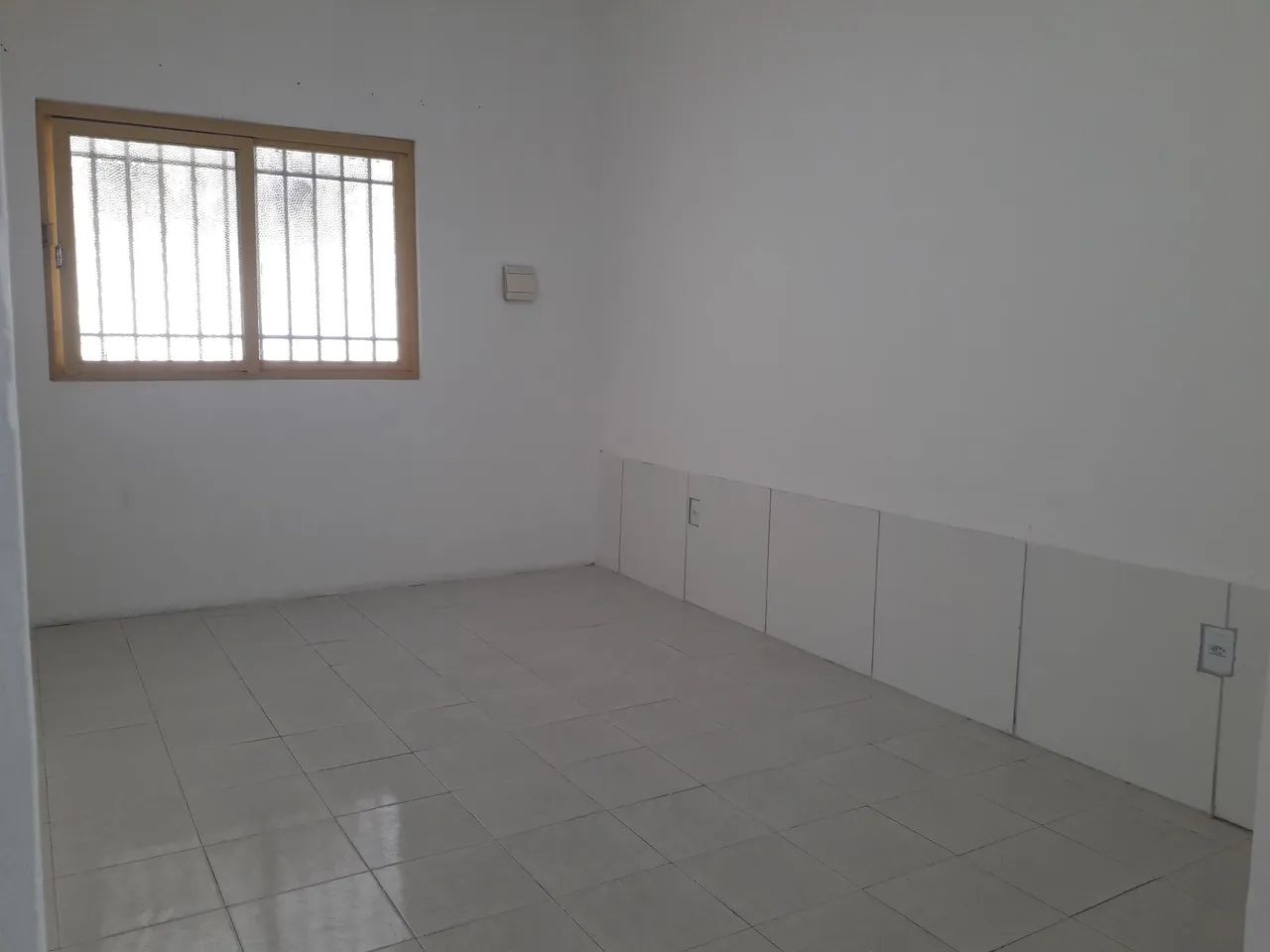 ALUGO CASA BAIRRO   TRÊS  ANDARES - Foto 3