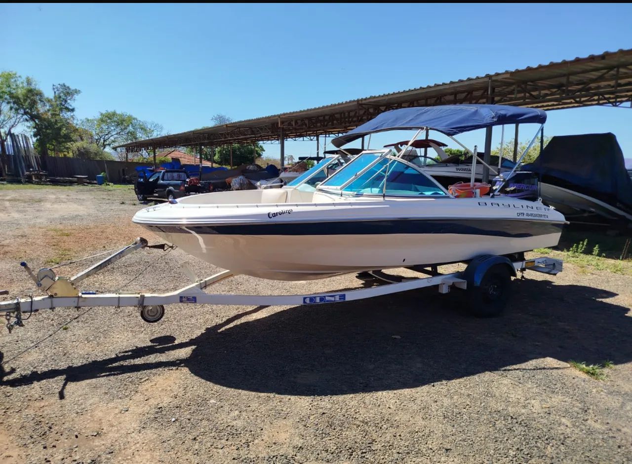 LANCHA BAYLINER 160 CAPRI