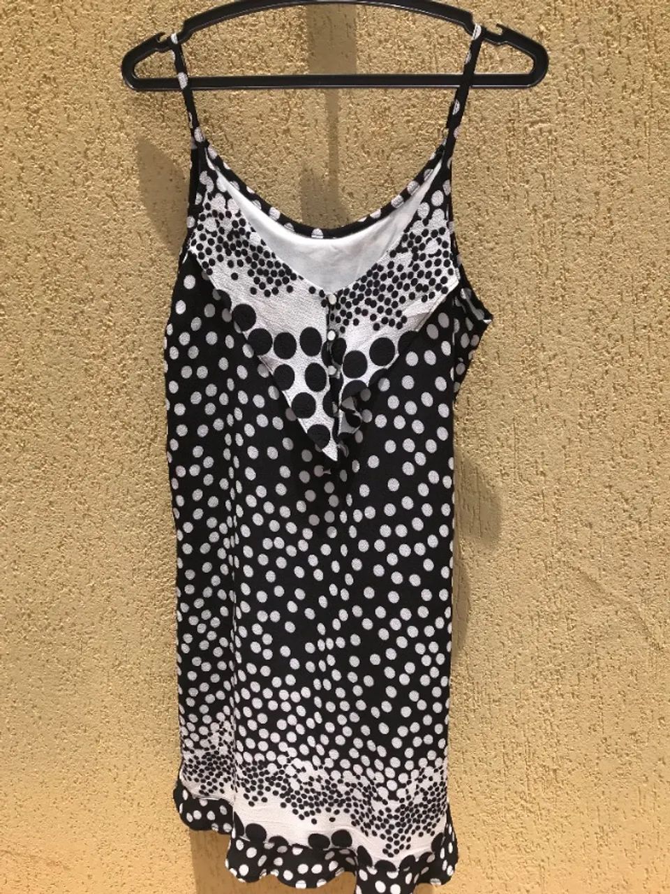 Vestido De Bolinhas Branco E Preto Eslee