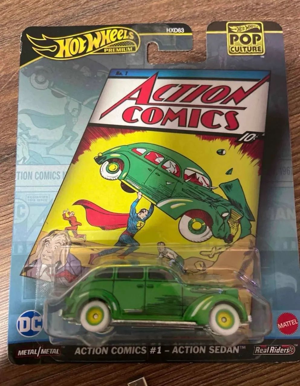 Hot Wheels Premium Action Comics #1 - Action Sedan