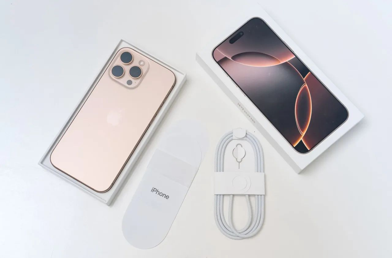 IPHONE 16 PRO MAX 256gb