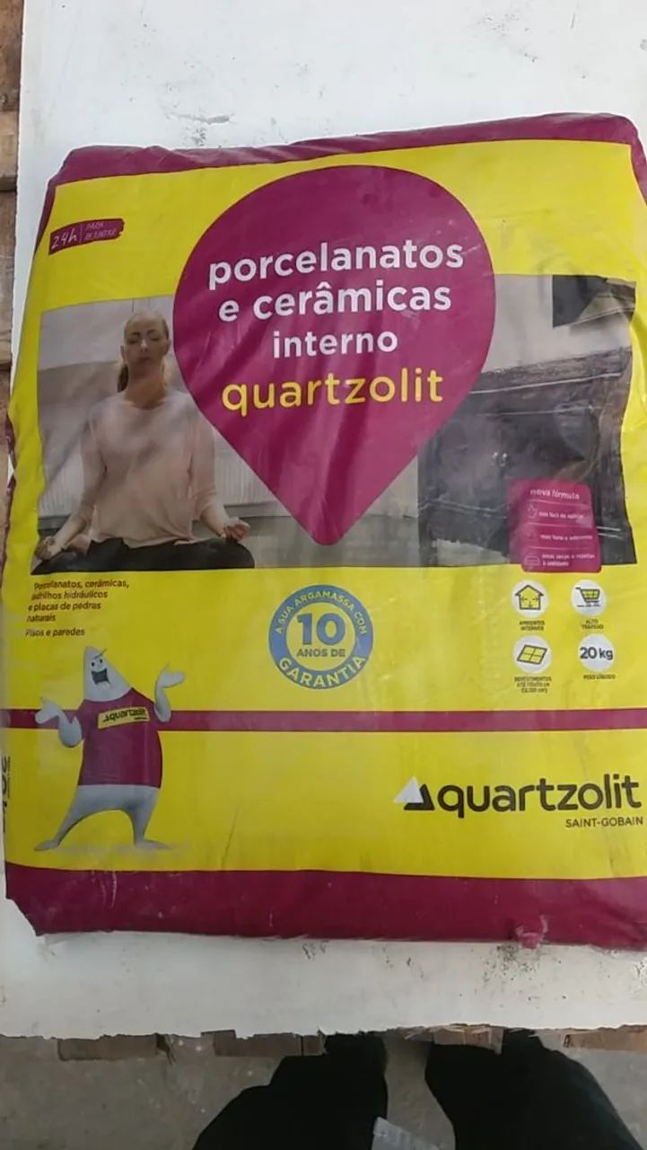 Argamassa Quartzolit para Porcelanato e Cerâmica Interno 20kg