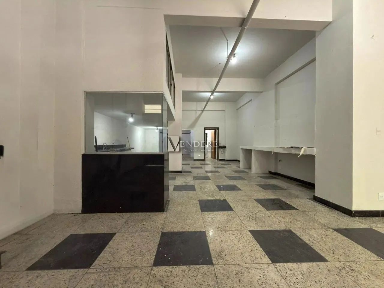 Loja de 92m² para locação no Vila Paris