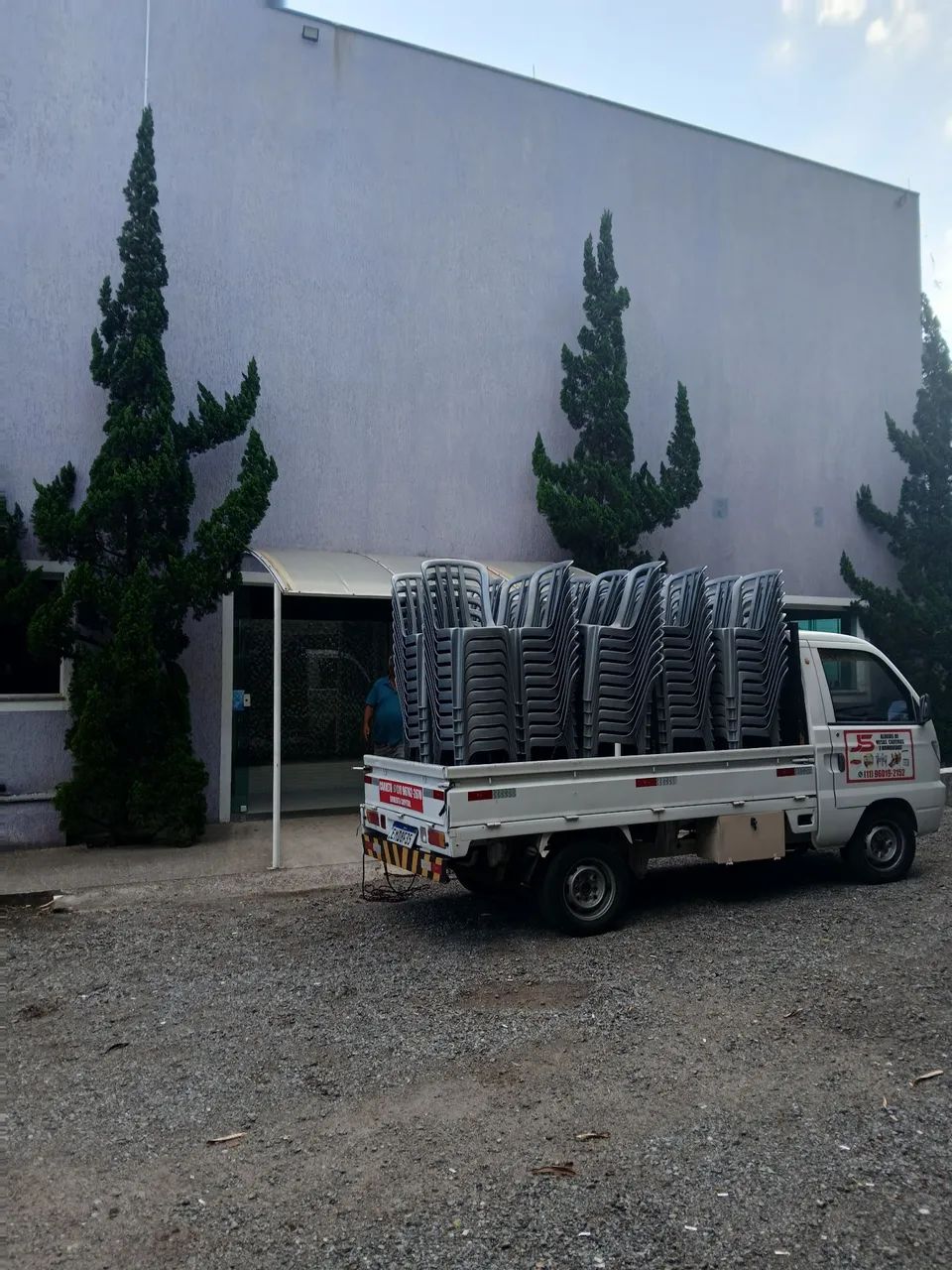 Aluguel de Cadeiras e Mesas Cinza - Certificadas Inmetro  - Foto 2