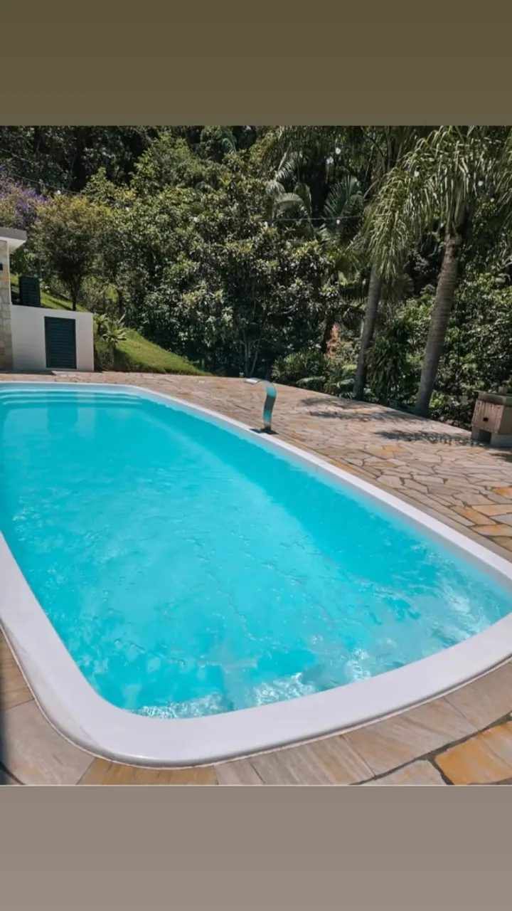 Piscina de 5 metros com instalação completa