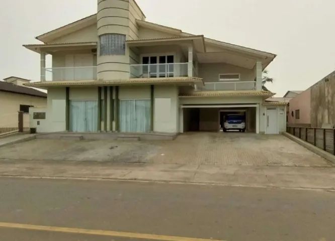 Casa 3 dormitórios COM SALA COMERCIAL e piscina próxima ao centro de Forquilhinha SC - Foto 2