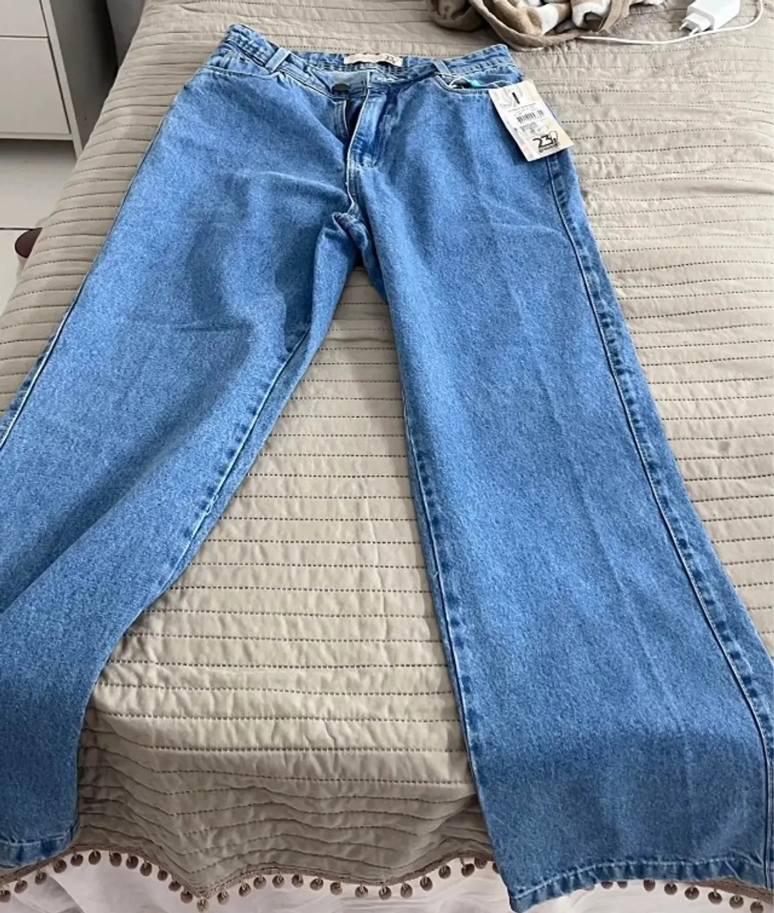 Calça jeans nunca usada