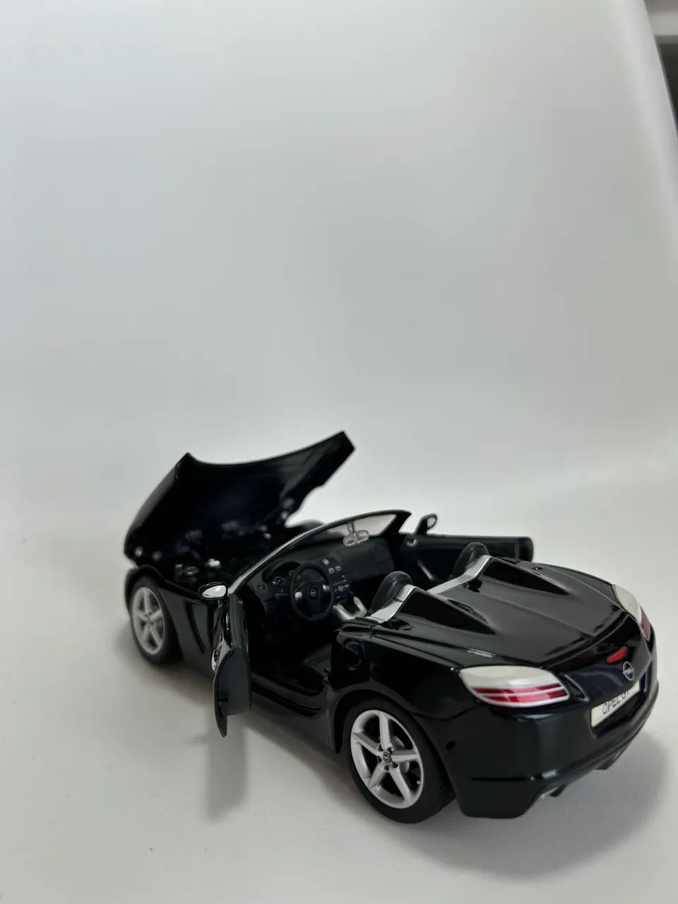 Miniatura Opel GT Maisto Special Edition - Foto 2