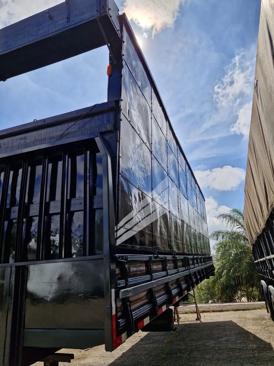 Carroceria Gaiola De Carvão Galego Ano 2017 9,50 Metros - Foto 11