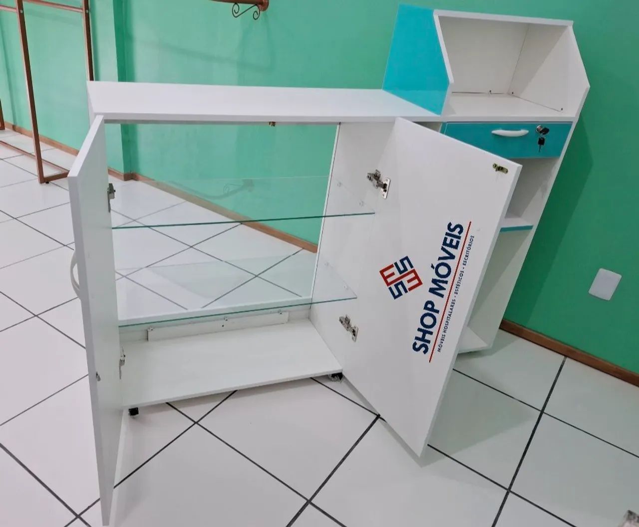 Balcão Caixa Vitrine para lojas. - Foto 3