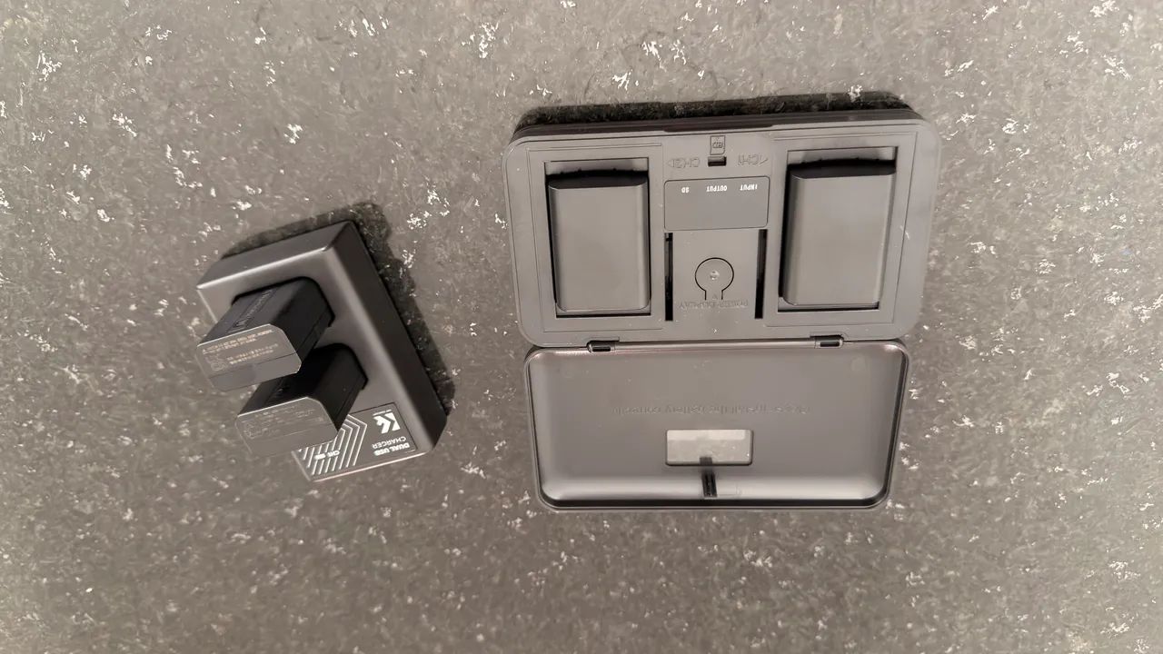 Sony ZVE-10 Semi-nova, com 4 BATERIAS e com CAGE - Foto 3