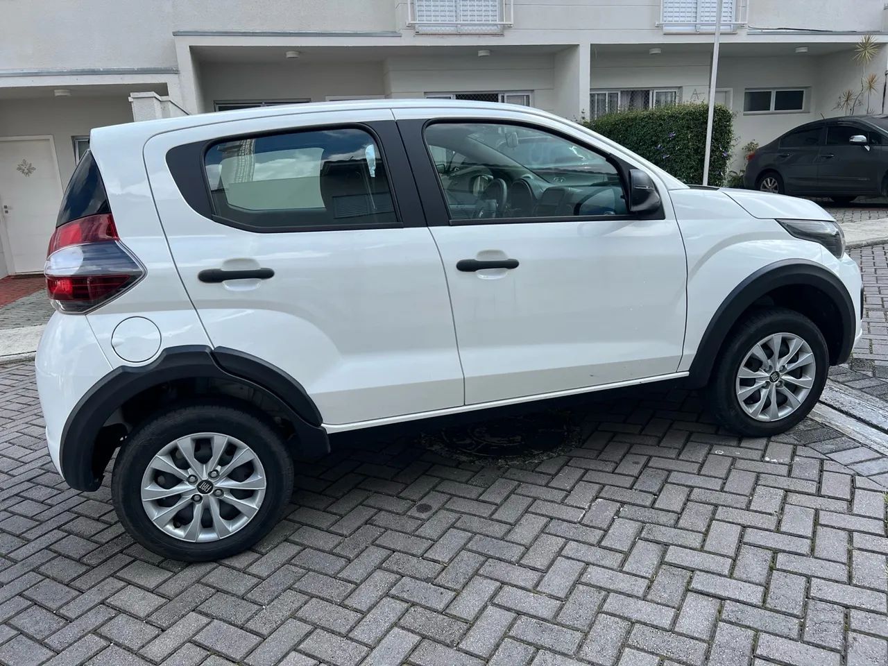 Mobi like 2022 baixo km - Foto 5
