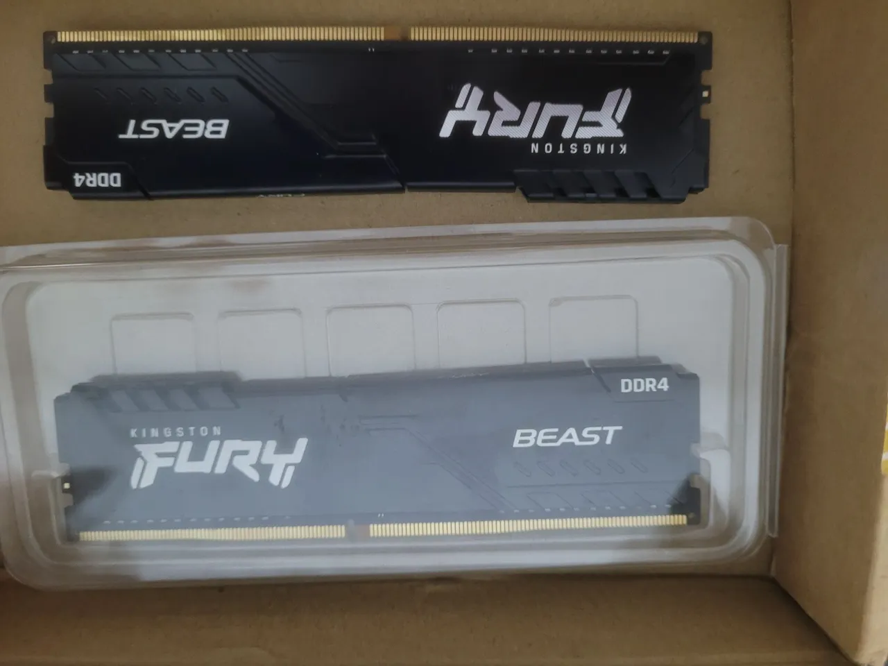 Memória RAM Kingston FURY Beast DDR4