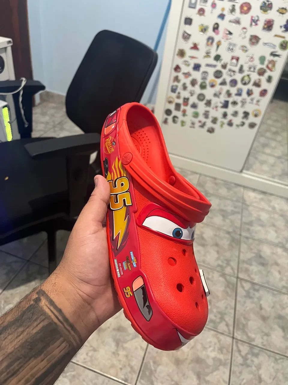 crocs relampago mcqueen 41/42 - Foto 2