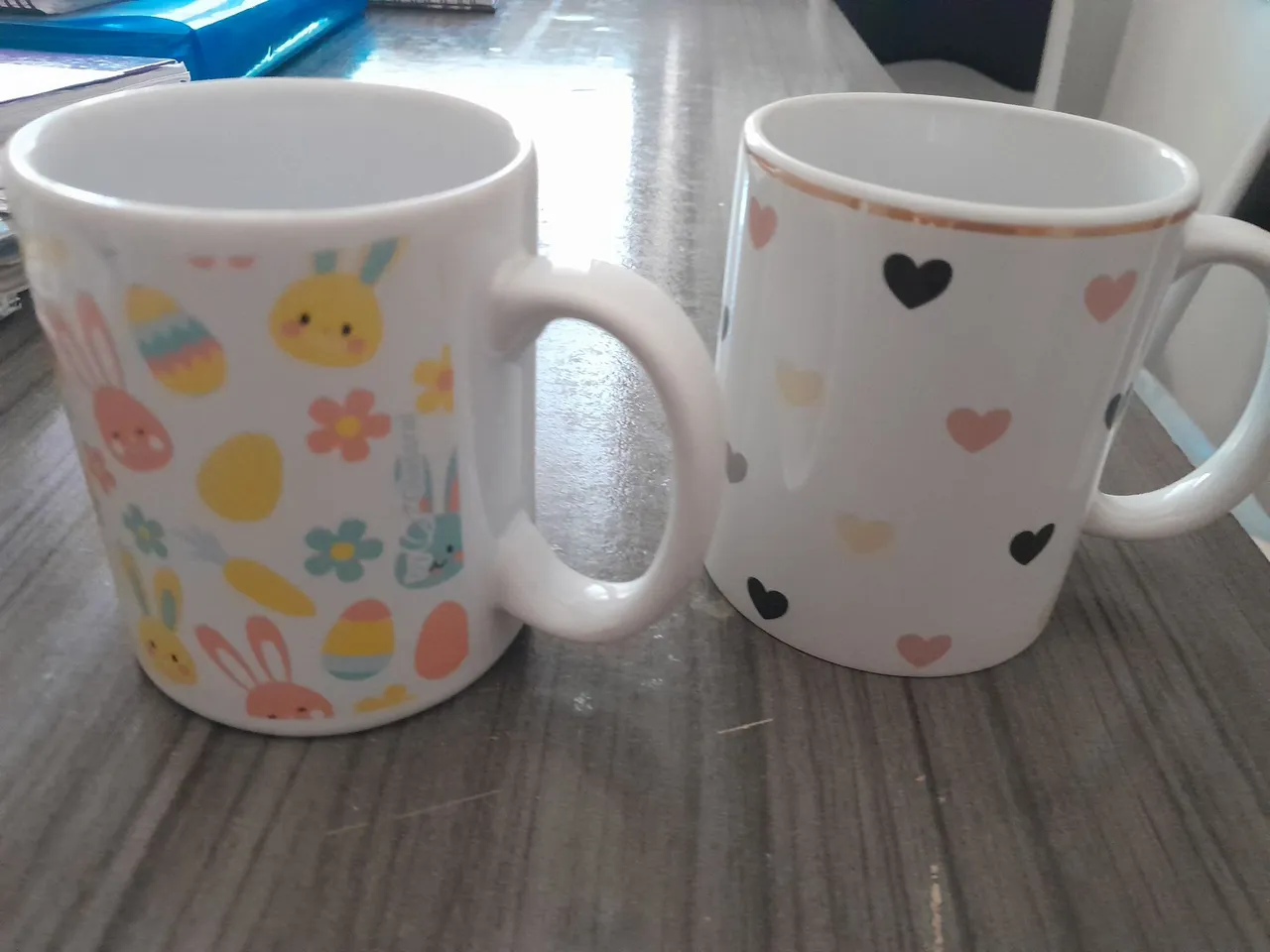 Canecas de Cerâmica Novas as duas R$12,00