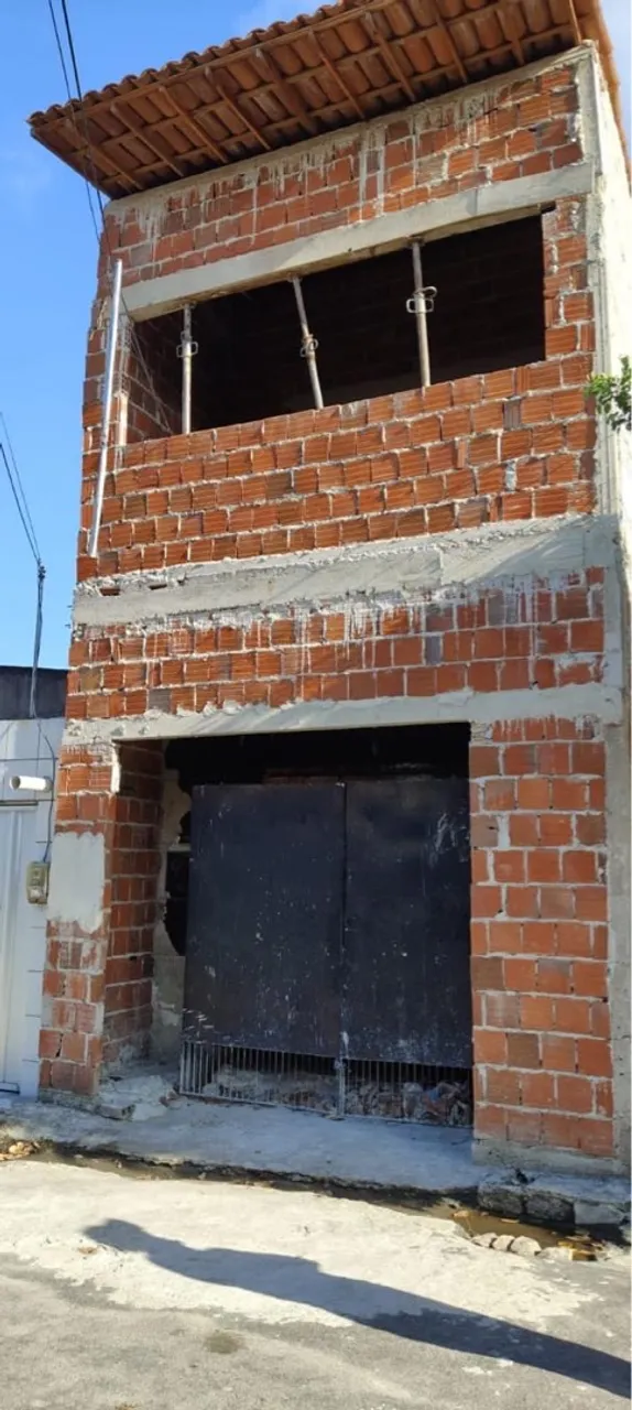 Vendo casa ainda em construção