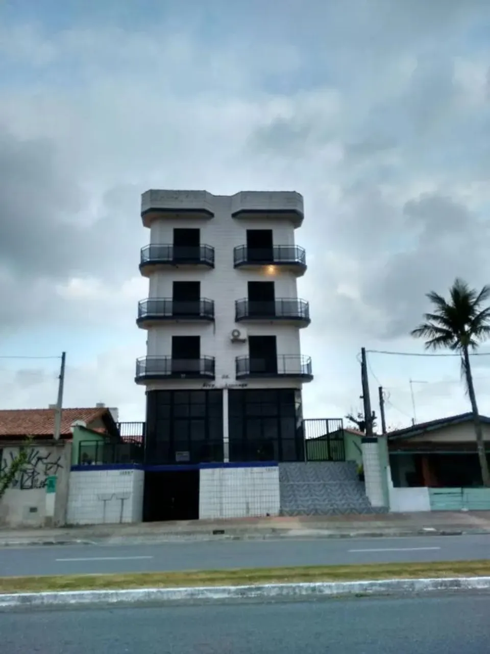 Apartamento para Venda em Praia Grande, Balneário Flórida, 2 dormitórios, 1 suíte, 2 banhe