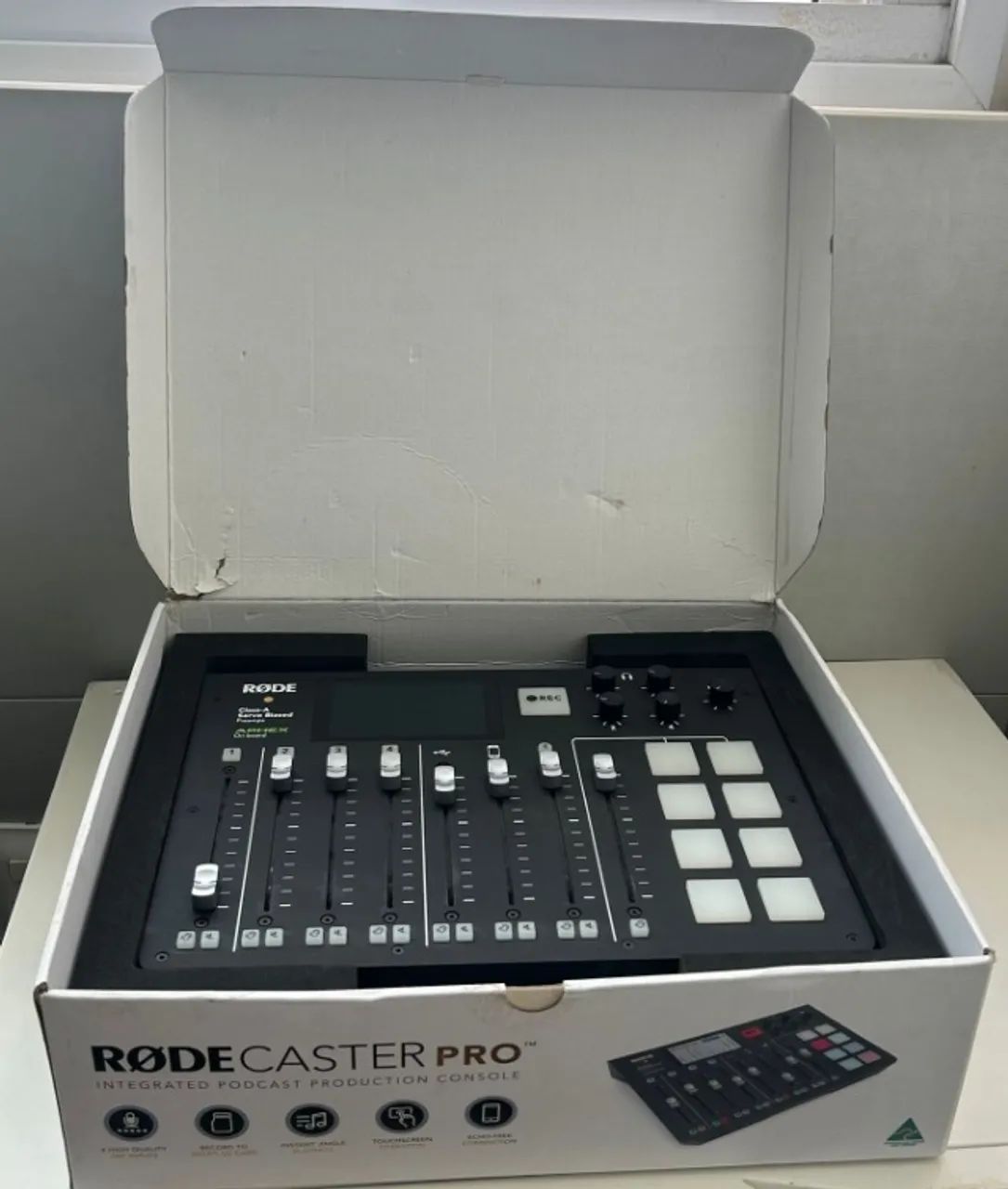 RØDE RØDECaster Pro - Mesa de Podcast Profissional - Foto 2