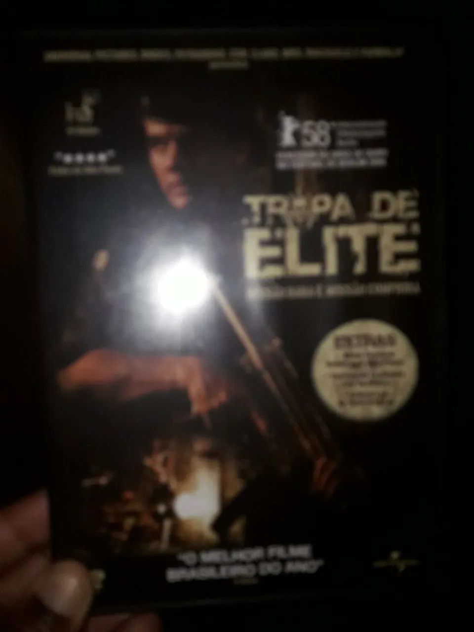 KIT FILMES DE AÇÃO !  TROPA DE ELITE + OS MERCENARIOS + ATRAS DAS LINHAS INIMIGAS + BATMAN - Foto 3