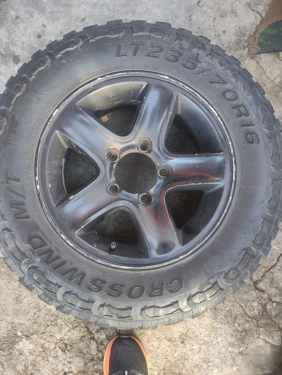 Pneus  235/ 70/16 Vitara Tracker 