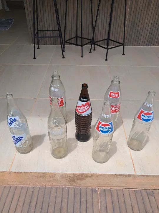 Garrafas antigas - retrô