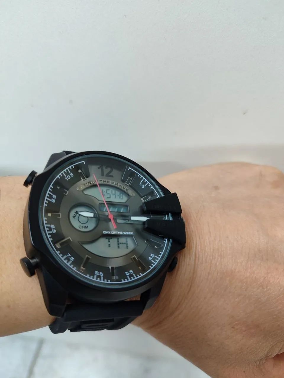 Relógio  Masculino pulseira de borracha  - Foto 4