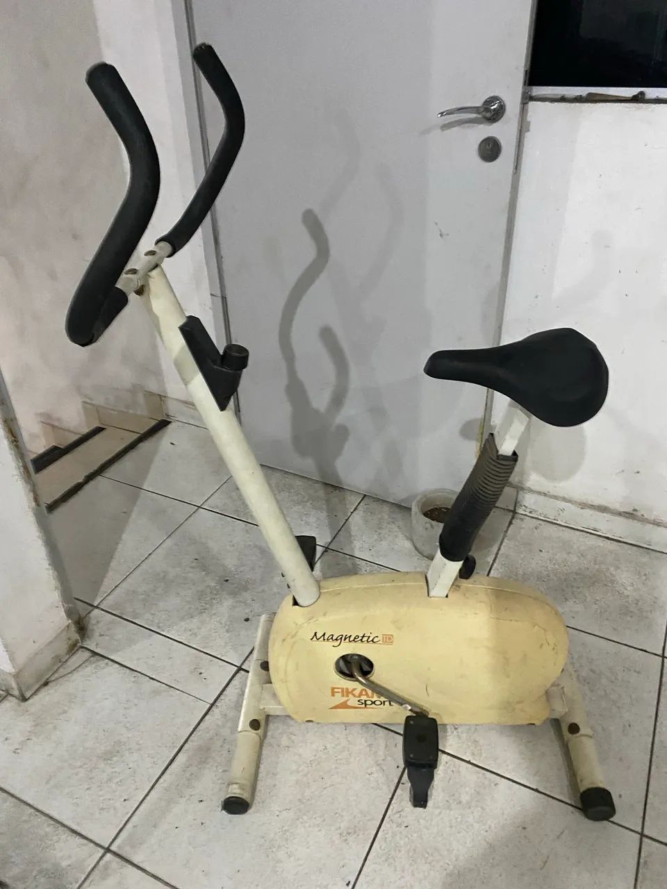 Bicicleta ergométrica 63824621665409123