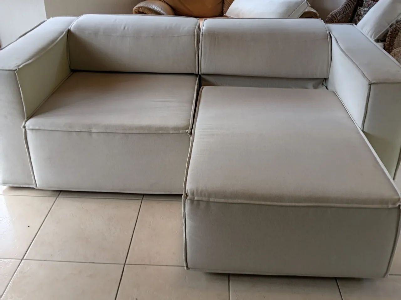 Sofá Novo Retrátil e Reclinável 3 lugares bege claro - Foto 4