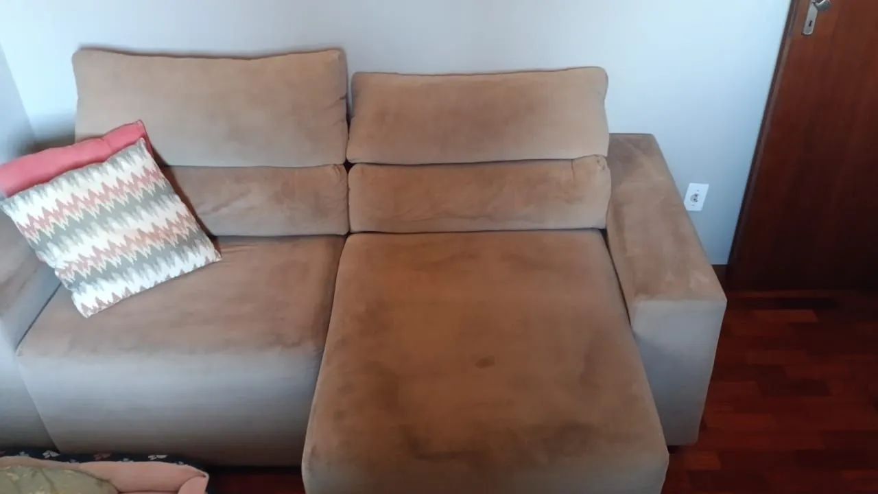 Sofá retrátil marrom 64316916711554122