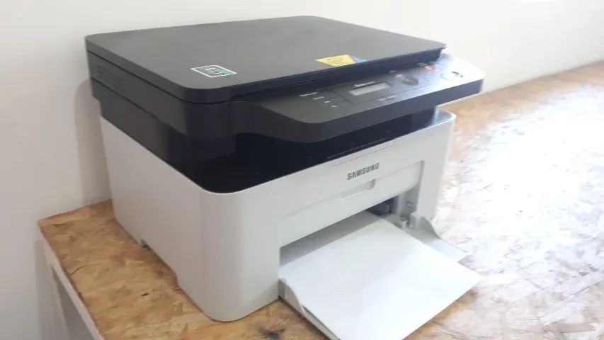 Impressora laser multifuncional Samsung 2070 em ótimo estado com um toner e garantia  - Foto 2