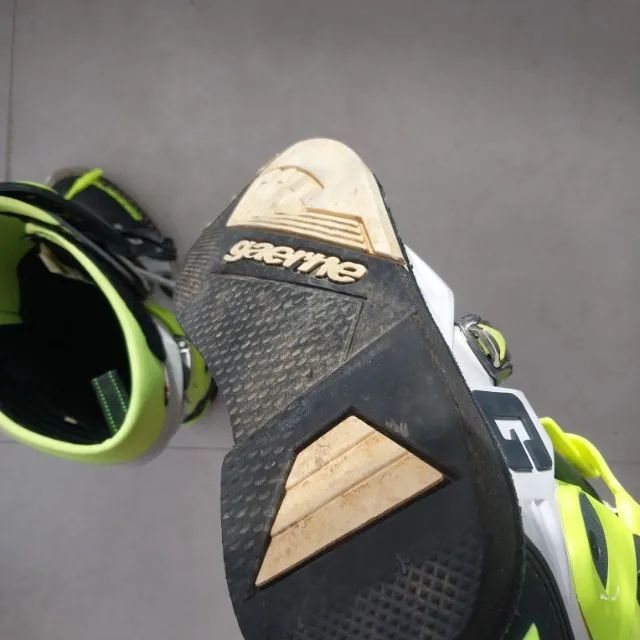 Bota Motocross Gaerne Sg12 Branco Amarelo Limão 44 Semi-nova - Foto 5
