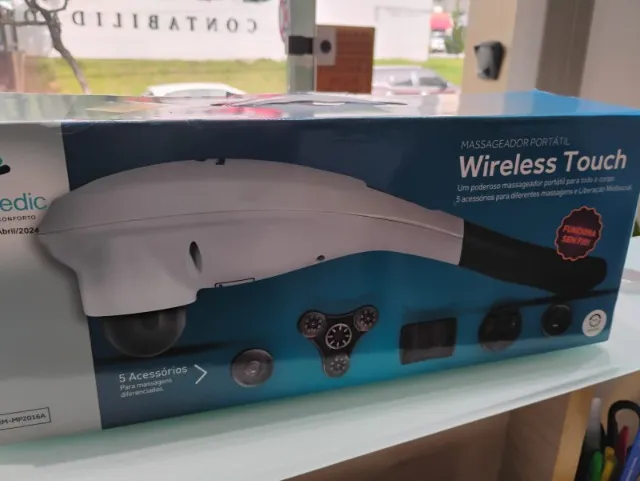 Massageador portátil, novo na caixa
