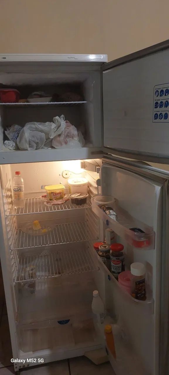 Geladeira Dako - Ótimo estado - Foto 3