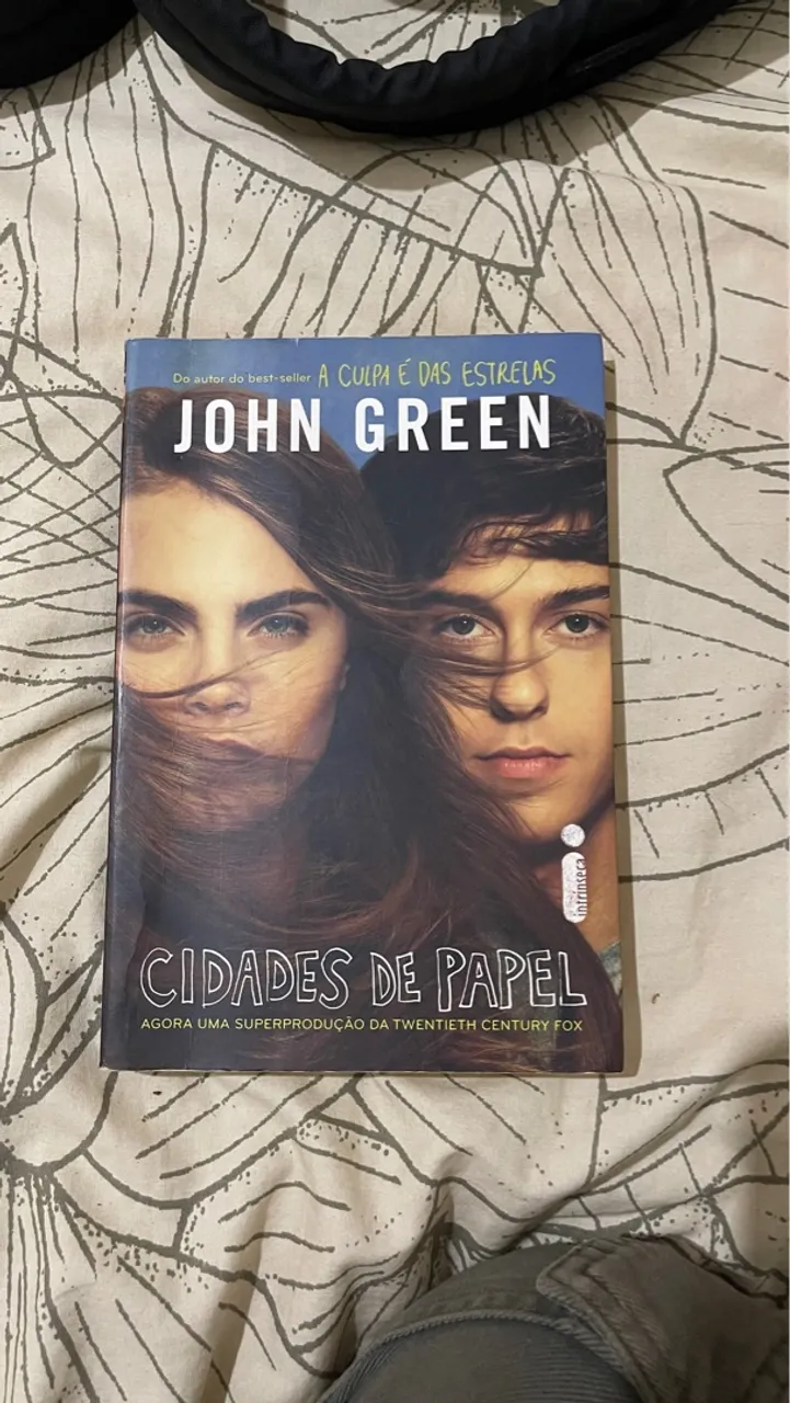 Livro Cidades de Papel - John Green