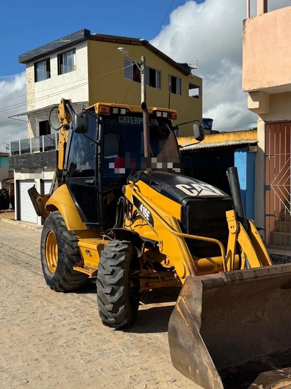 Retroescavadeira Cat 416E