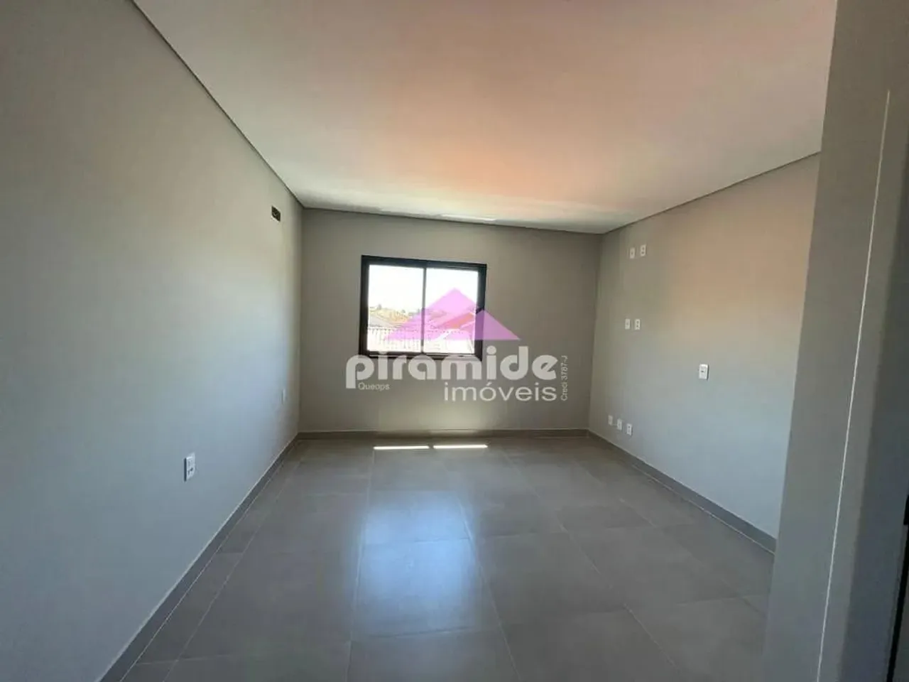 Sala Comercial para Locação, 20m2, valor R$ 1.650,00 - Urbanova - São José dos Campos/SP