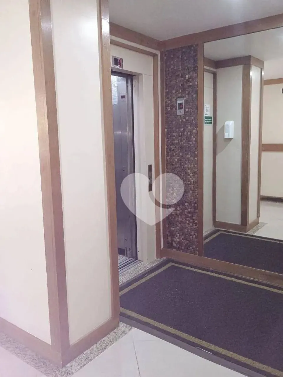 Apartamento com 2 dormitórios para alugar, 71 m² por R$ 4.141,31/mês - Recreio dos Bandeir