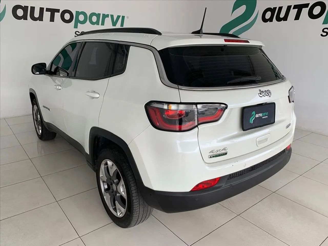 JEEP COMPASS 2.0 16V DIESEL LONGITUDE 4X4 AUTOMÁTICO - Foto 4