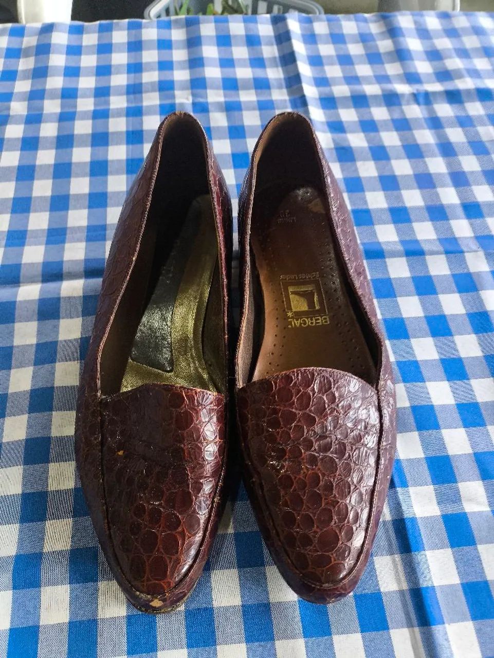 Sapatos Bally Feminino em couro marrom - Foto 2