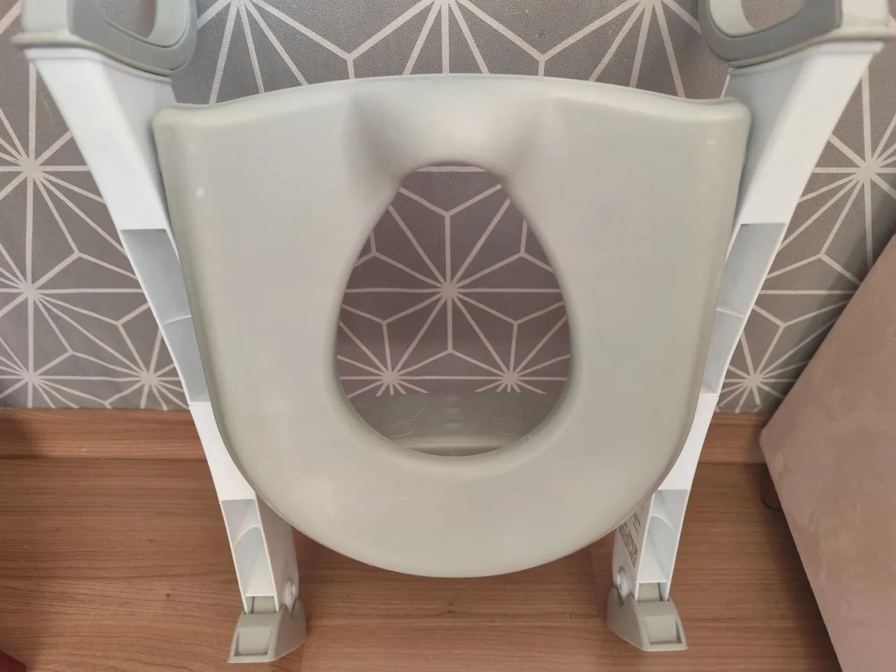 Assento de vaso sanitário para criança - Foto 2