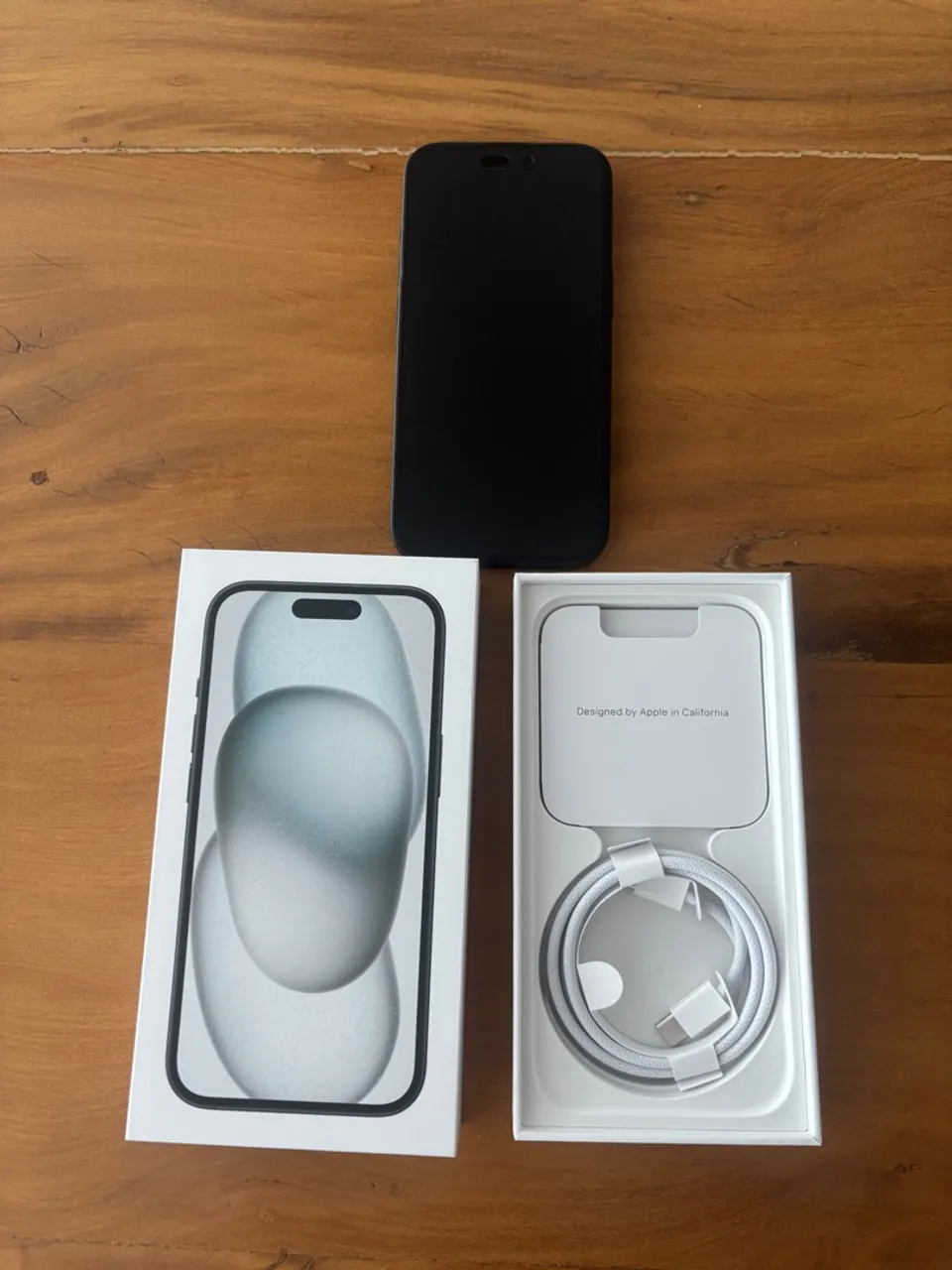 iPhone 15 256Gb Preto (modelo americano)