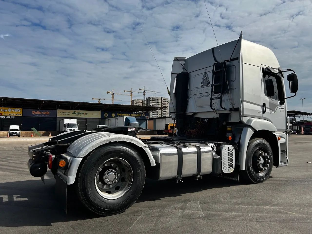 Volkswagen Constelation 4x219330