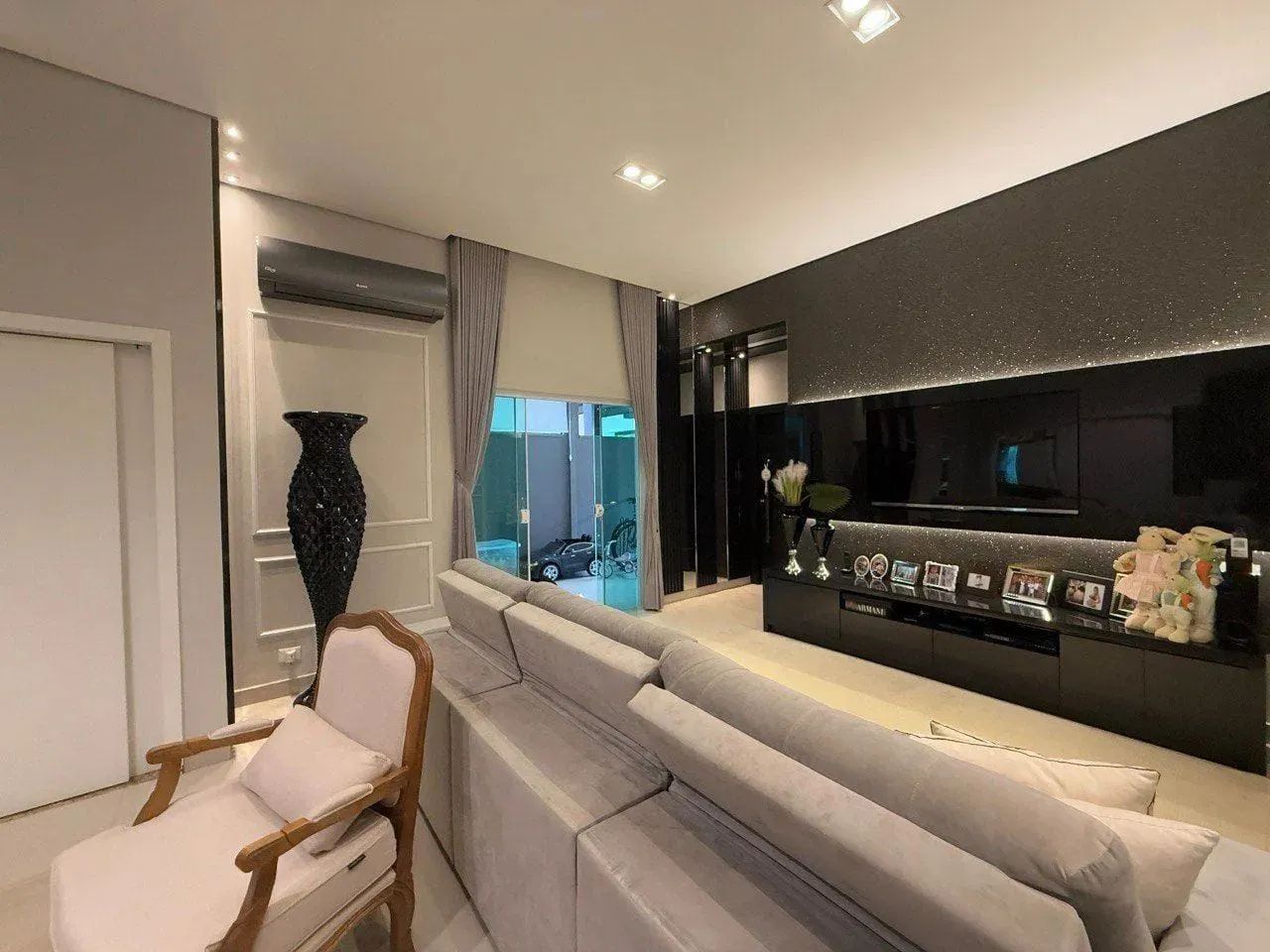 ROYAL MAISON - R$ 1.380.000 - Casa à venda, 3 dormitórios (1 suíte) , 154m², 2 vagas, Espe - Foto 5