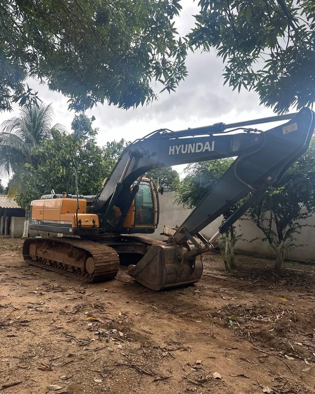 ESCAVADEIRA HYUNDAI - Foto 2