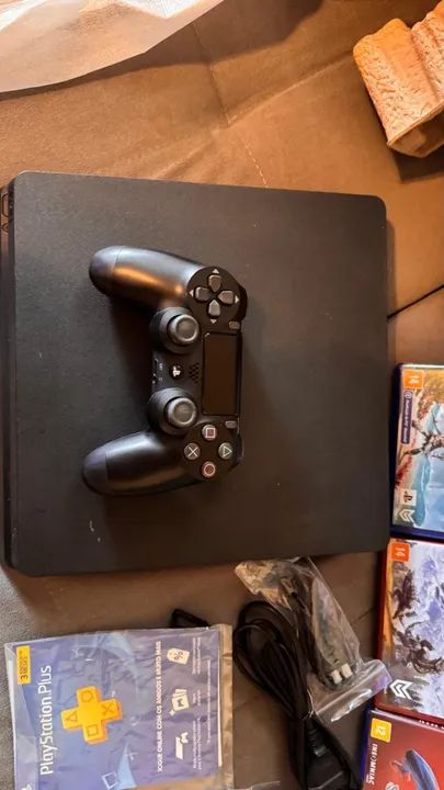 PS4 Slim 1 TB modelo mais novo + 4 jogos - Foto 3
