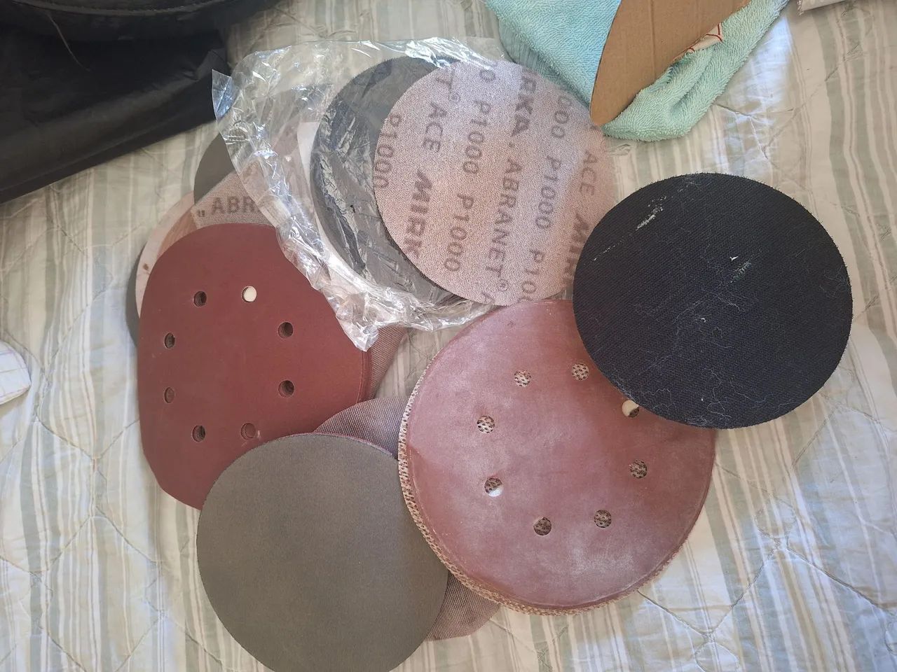 Lixas, de varias numeração pinceis, cabo , rolos, 