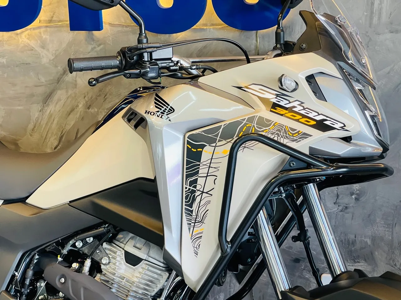 Sahara 300 adventure 2024 ALFA MOTOS
